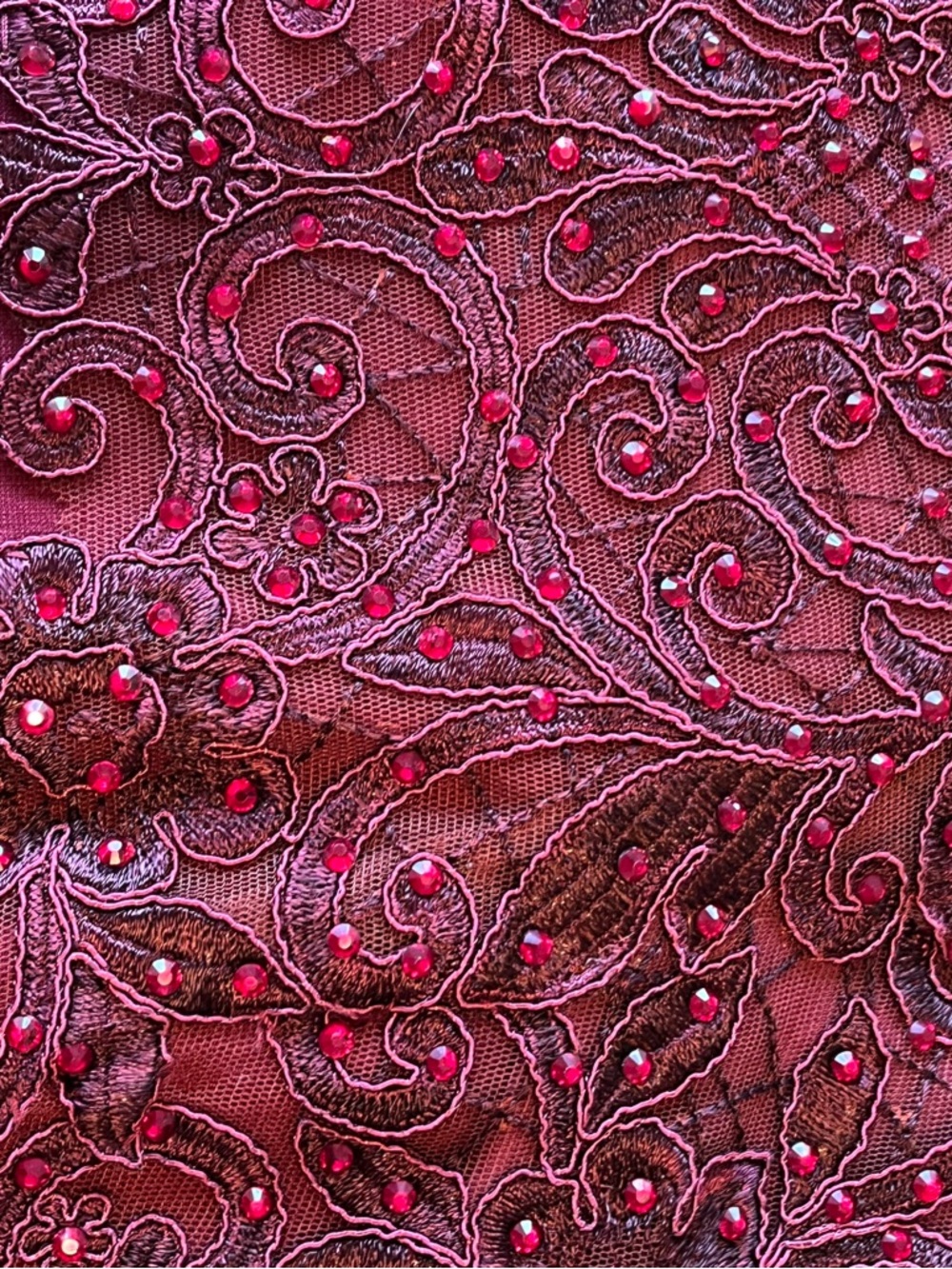 Cameron Blake Evening Dress - Picture 3 of 3